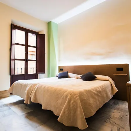 Apartamento Reyes Católicos *
